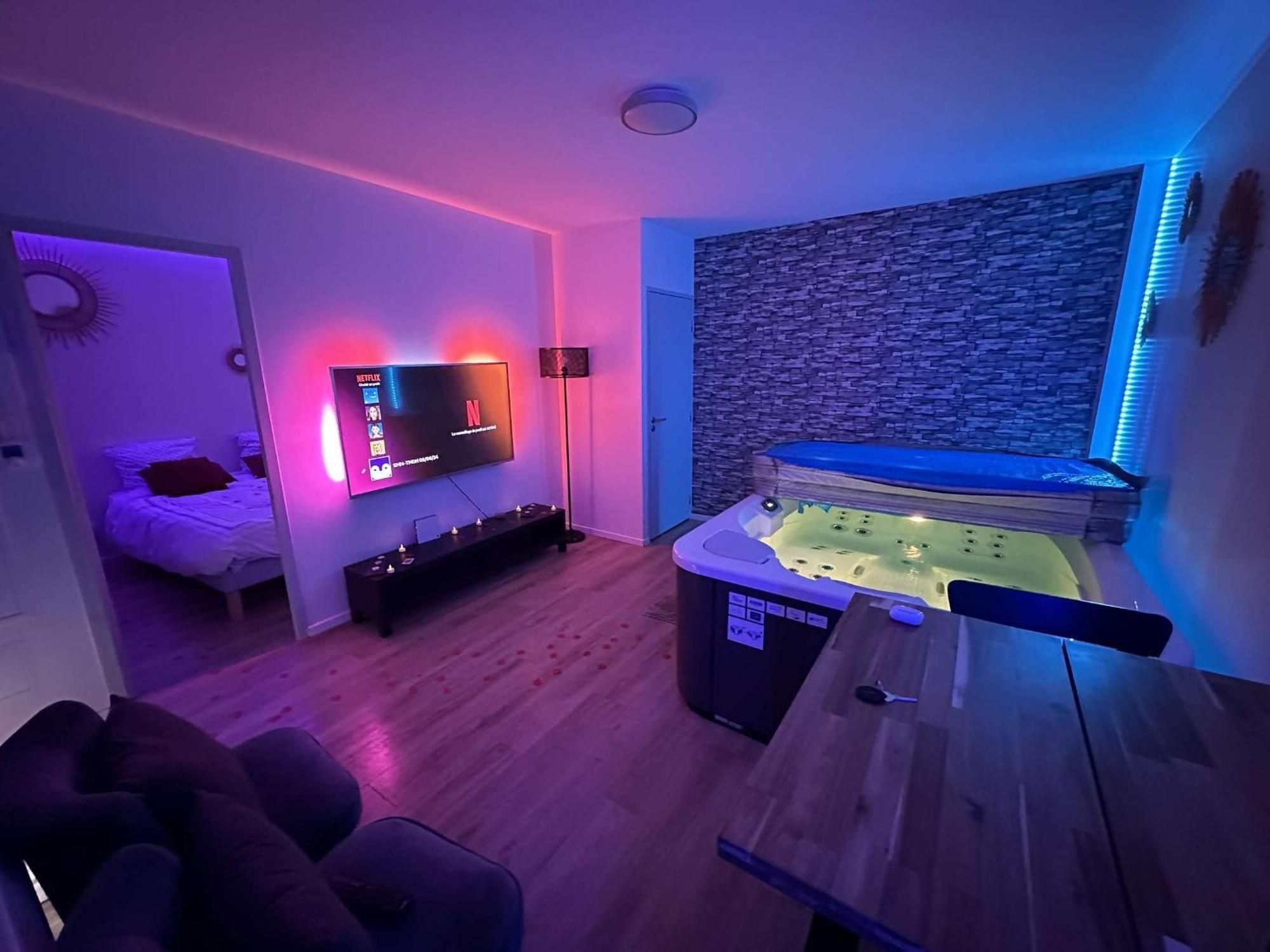 Privatespa Love Room Jacuzzi Privatif Toulouse Bagian luar foto